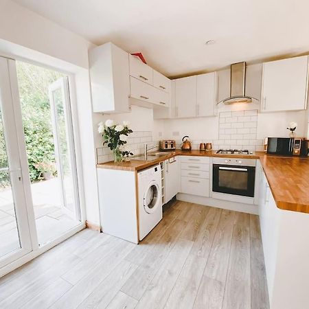 La Petite Maison Swansea Bagian luar foto