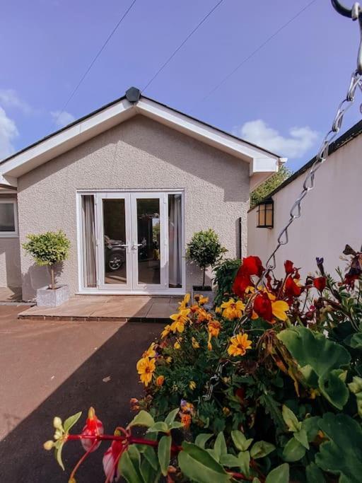 La Petite Maison Swansea Bagian luar foto
